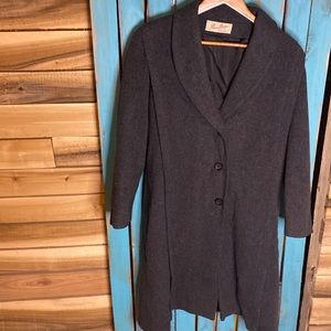 Vintage Union made gray wool blend overcoat by Beau Brem size large 3 button